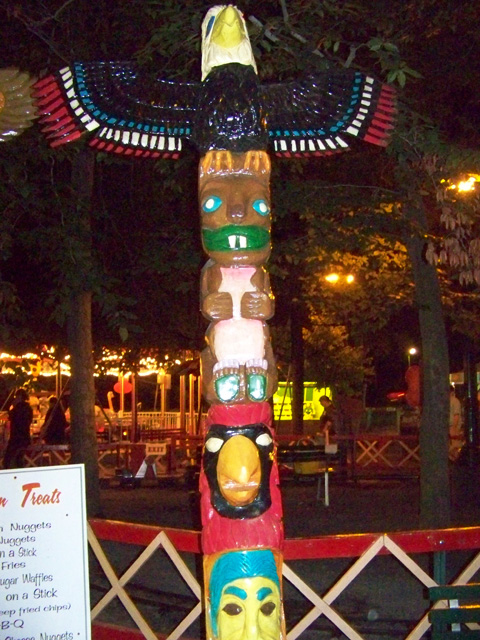 totem pole 2